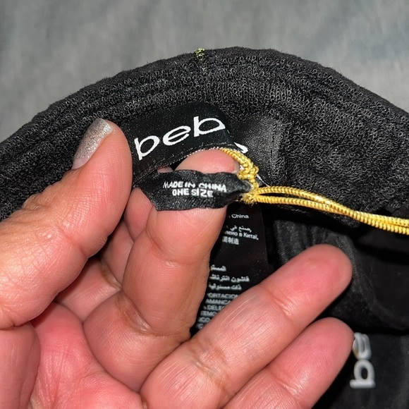 Bebe NWOT Floral Embroidered Black Cap - Picture 5 of 8